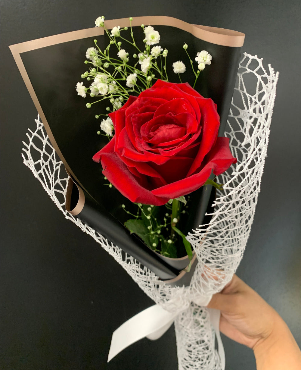 1 Ecuadorian Rose Bouquet