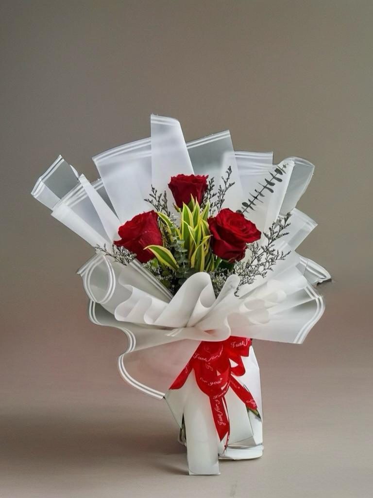 3 Roses Bouquet