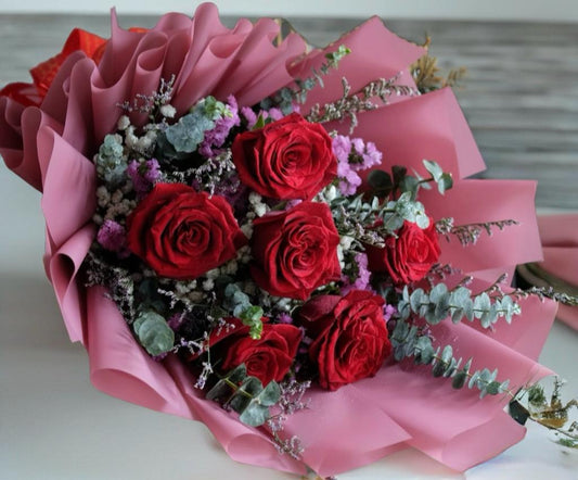6 Roses Bouquet
